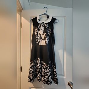 Alice in wonderland dress